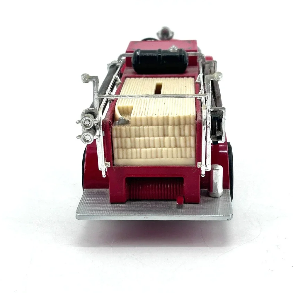 ERTL Collectibles 1929 Mack Pumper Fire Truck Diecast Bank Fire Engine Coin Bank